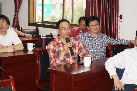 教授们为杏悦2发展出谋划策